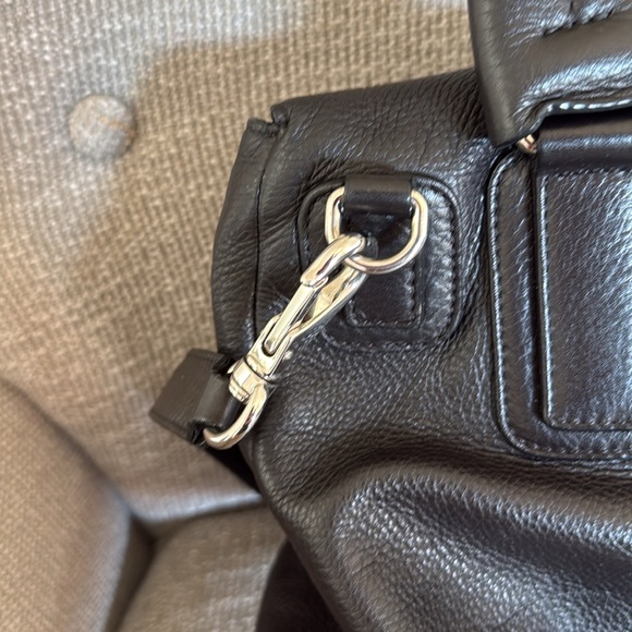 Givenchy bag with strap and handle - Picture 7 of 8